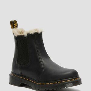 Dr. Martens 2976 Chelsea Boot size 6